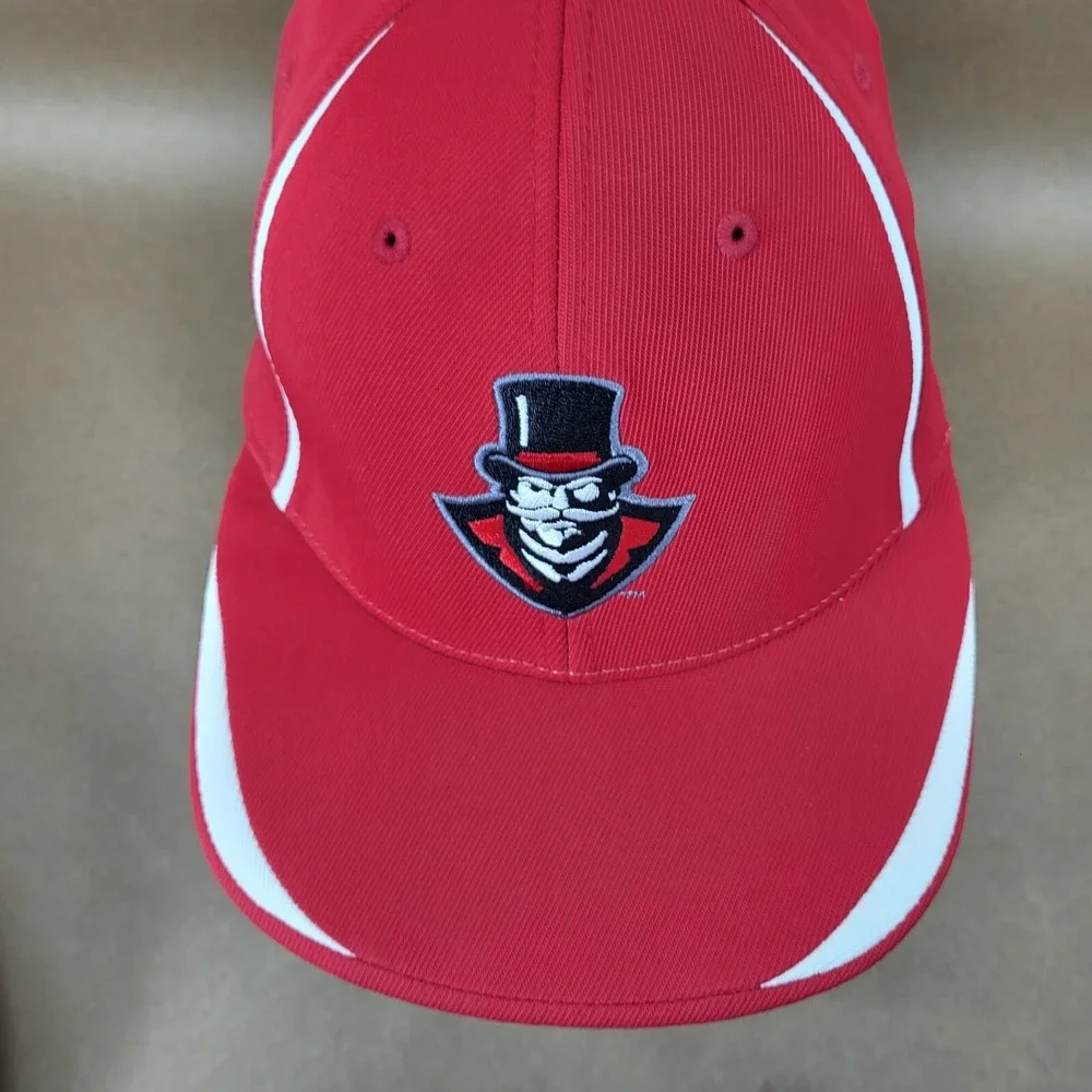 Red Austin Peay State Govs Governors NCAA Flat Bill Small-Medium Cap Hat Russell